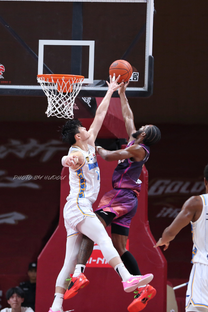 开元棋牌入口-浙江男篮在昨天比赛中逆袭成功,绝地反击的是谁